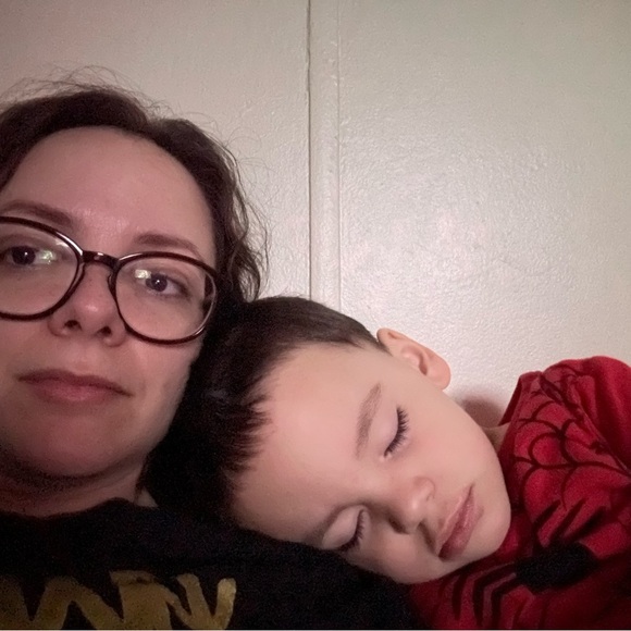 Bee_a_thrifty is LIVE NOW! Let's hang, chat and shop. Zara, Anthro + more! - Picture 5 of 12